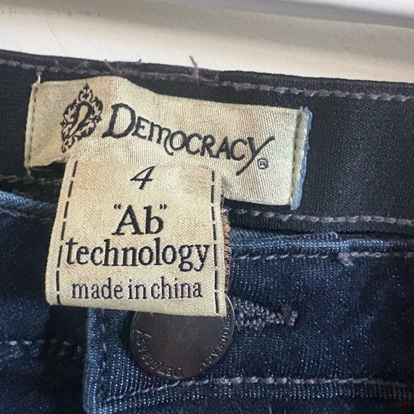 Democracy Jeans Women's size 4 Justice Jegging Blue Stretch Denim Mid Rise Pants - Picture 2 of 5